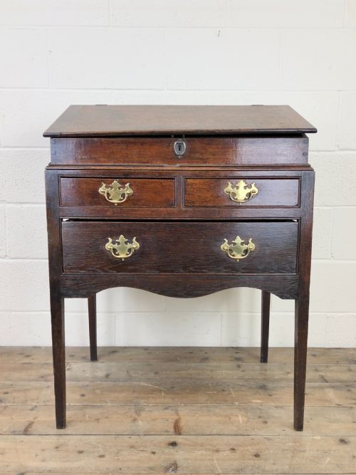 fig 2. Antique 18th Century Oak Clerk’s Desk