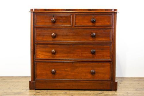 fig 2. Late Victorian Mahogany Chest of Drawers