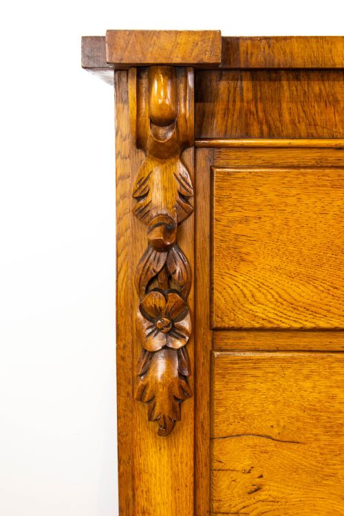 fig 1. Victorian Antique Oak Chest of Drawers