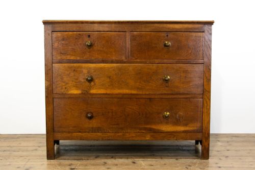 fig 2. Arts and Crafts Oak Chest of Drawers