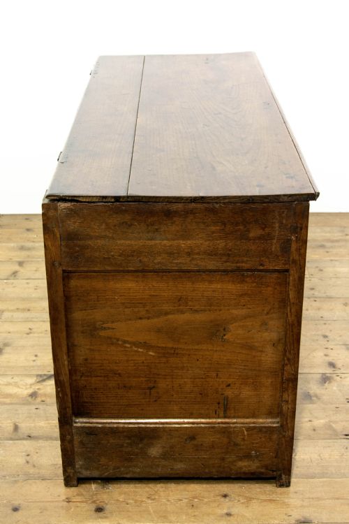 18TH CENTURY WELSH OAK PANELLED COFFER - ADDITIONAL PHOTO 5