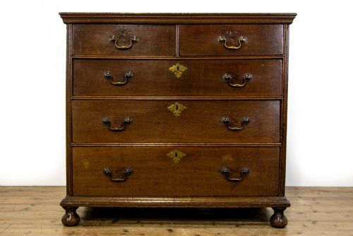 fig 1. 18th Century Oak Chest of Drawers