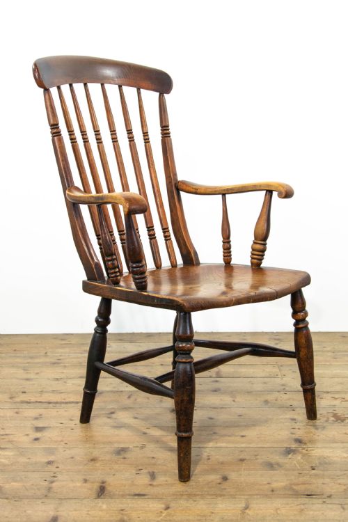 fig 1. Antique Windsor Elm and Beech Elbow Chair