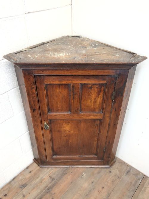 fig 2. Antique Welsh Oak Corner Cupboard