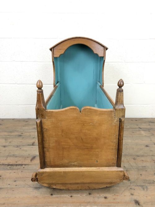 fig 1. Antique Pine Crib