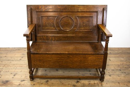 fig 2. Antique Oak Monk’s Bench