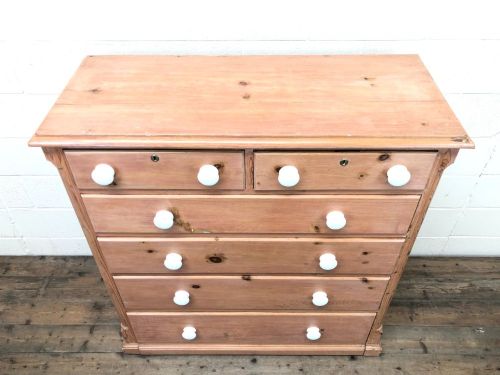fig 1. LARGE ANTIQUE PINE CHEST OF DRAWERS