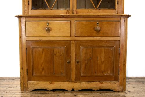 fig 1. Antique Pine Dresser with Glazed Top