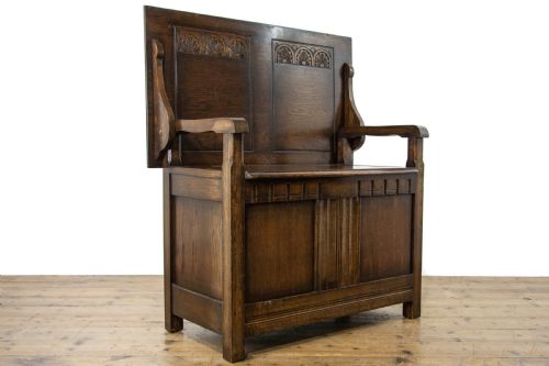 fig 1. Antique Oak Monk’s Bench