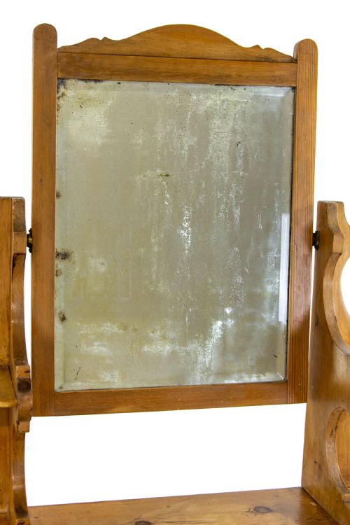 fig 2. Antique Pine Dressing Table