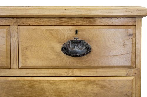 fig 1. Antique Victorian Pine Chest of Drawers