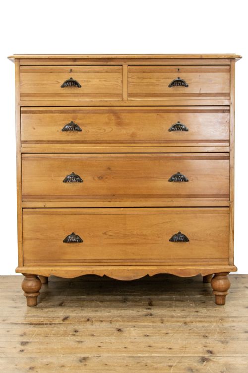 fig 1. Antique Pine Chest of Drawers