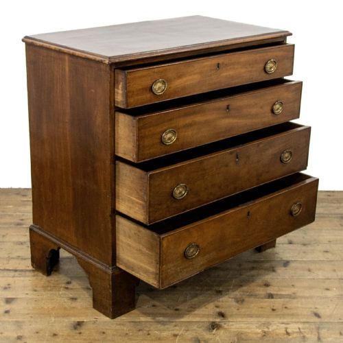 fig 1. Small George III Mahogany Chest of Drawers