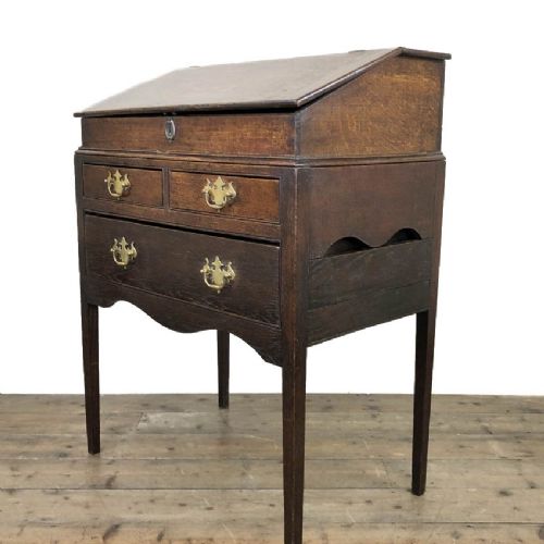 fig 1. ANTIQUE 18TH CENTURY OAK CLERK’S DESK