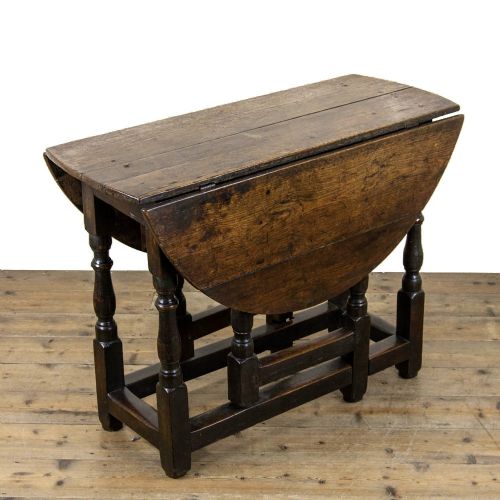 Early 18th Century Antique Oak Gate Leg Table