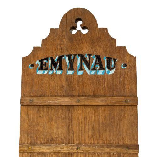 fig 2. Pair of Oak Hymn Boards with Numbers