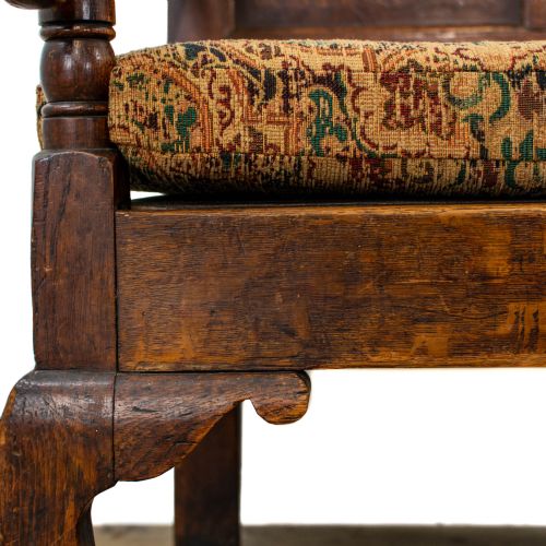 fig 2. Georgian Antique Oak Settle With Cushion
