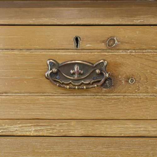 fig 1. Antique Pine Chest of Drawers
