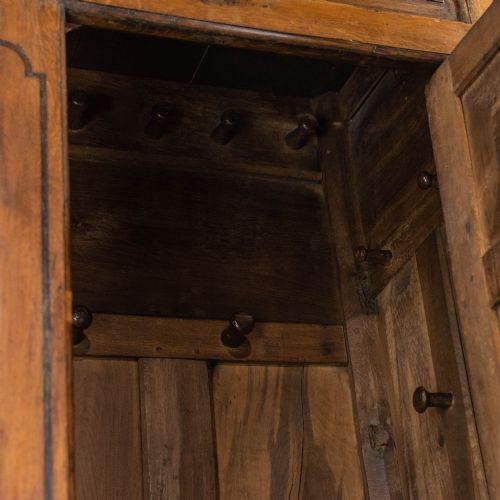 fig 2. 18th Century Antique Welsh Oak Linen Press or Livery Cupboard