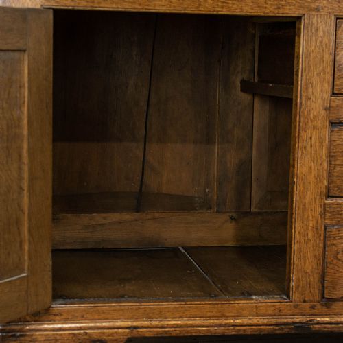 fig 2. Early 19th Century Antique Welsh Oak Dresser