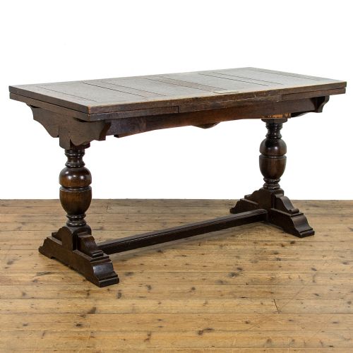 Early 20th Century Antique Oak Extendable Dining Table