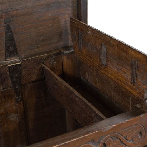 ANTIQUE CARVED OAK COFFER - ADDITIONAL PHOTO 8
