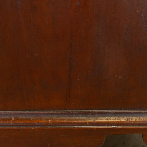 GEORGIAN ANTIQUE MAHOGANY BUREAU - ADDITIONAL PHOTO 18