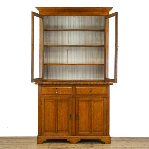 fig 1. Antique Honey Oak Glazed Dresser
