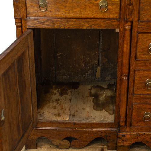 fig 3. Antique Welsh Oak Dresser