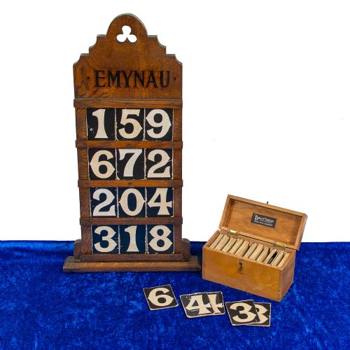 fig 3. Hymn Board with Numbers