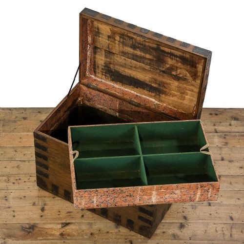 ANTIQUE OAK AND METAL BOUND TRUNK - ADDITIONAL PHOTO 6