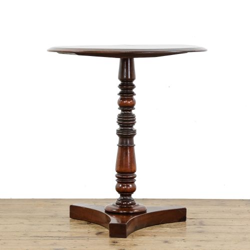 ANTIQUE MAHOGANY SIDE TABLE
