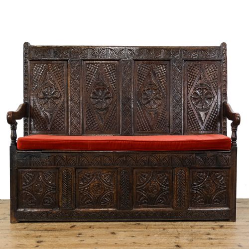Antique Early 18th Century Provincial Oak Settle