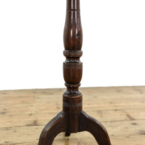fig 2. Antique 18th Century Oak Tripod Table