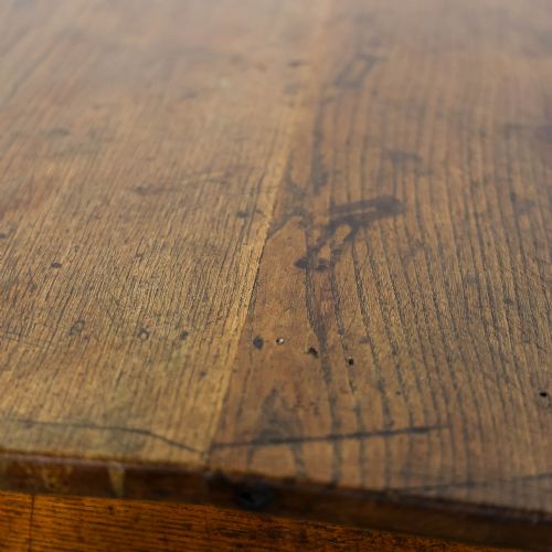 ANTIQUE 19TH CENTURY OAK AND ELM SIDE TABLE - ADDITIONAL PHOTO 10