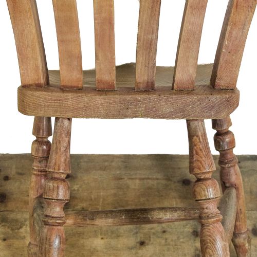 fig 3. Five Pine Farmhouse Kitchen Chairs