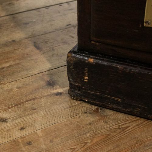 ANTIQUE EDWARDIAN MAHOGANY PEDESTAL DESK - ADDITIONAL PHOTO 6