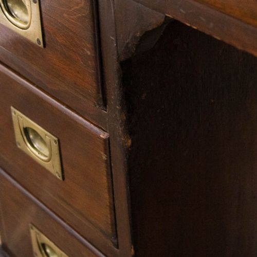ANTIQUE EDWARDIAN MAHOGANY PEDESTAL DESK - ADDITIONAL PHOTO 7