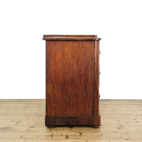 Antique Mahogany Chest of Drawers
