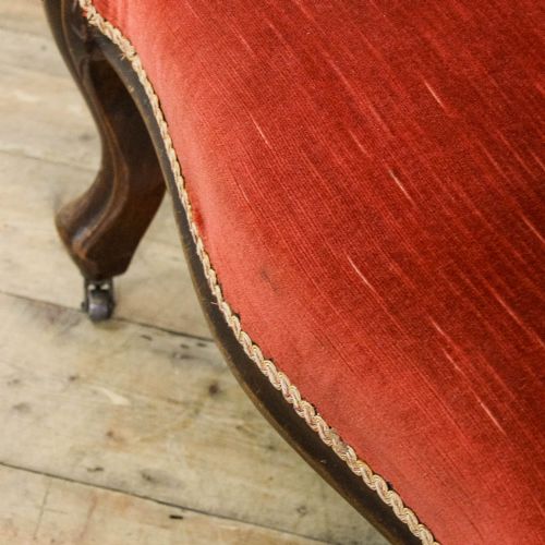 ANTIQUE VICTORIAN UPHOLSTERED ARMCHAIR - ADDITIONAL PHOTO 6