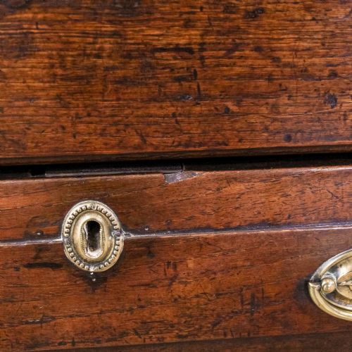 ANTIQUE 18TH CENTURY OAK MULE CHEST - ADDITIONAL PHOTO 9