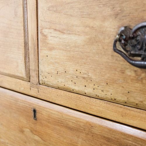 ANTIQUE VICTORIAN PINE CHEST OF DRAWERS - ADDITIONAL PHOTO 7
