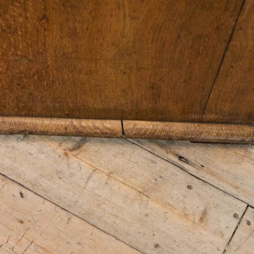 ANTIQUE 19TH CENTURY OAK CHEST OF DRAWERS - ADDITIONAL PHOTO 9