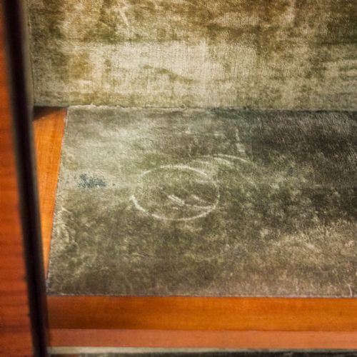 ANTIQUE INLAID KINGSWOOD DISPLAY CABINET - ADDITIONAL PHOTO 5