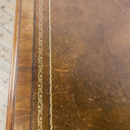 ANTIQUE VICTORIAN WRITING TABLE WITH LEATHER INSET TOP - ADDITIONAL PHOTO 6