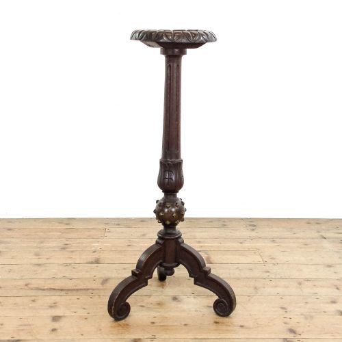 Early 20th Century Oak Jardinere Plant Stand 
