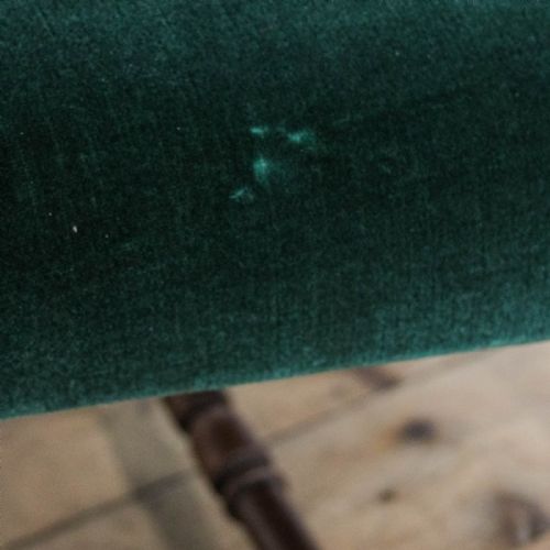 ANTIQUE VICTORIAN UPHOLSTERED ARMCHAIR - ADDITIONAL PHOTO 8