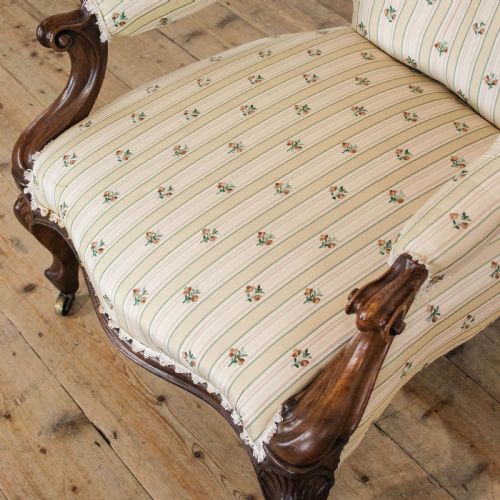 ANTIQUE VICTORIAN UPHOLSTERED ARMCHAIR - ADDITIONAL PHOTO 7