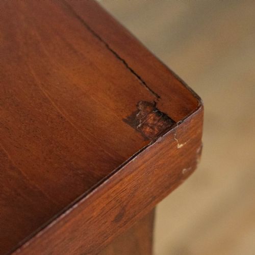 ANTIQUE VICTORIAN MAHOGANY BOW FRONT CHEST OF DRAWERS - ADDITIONAL PHOTO 6