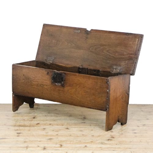 ANTIQUE 18TH CENTURY OAK SWORD CHEST - ADDITIONAL PHOTO 15